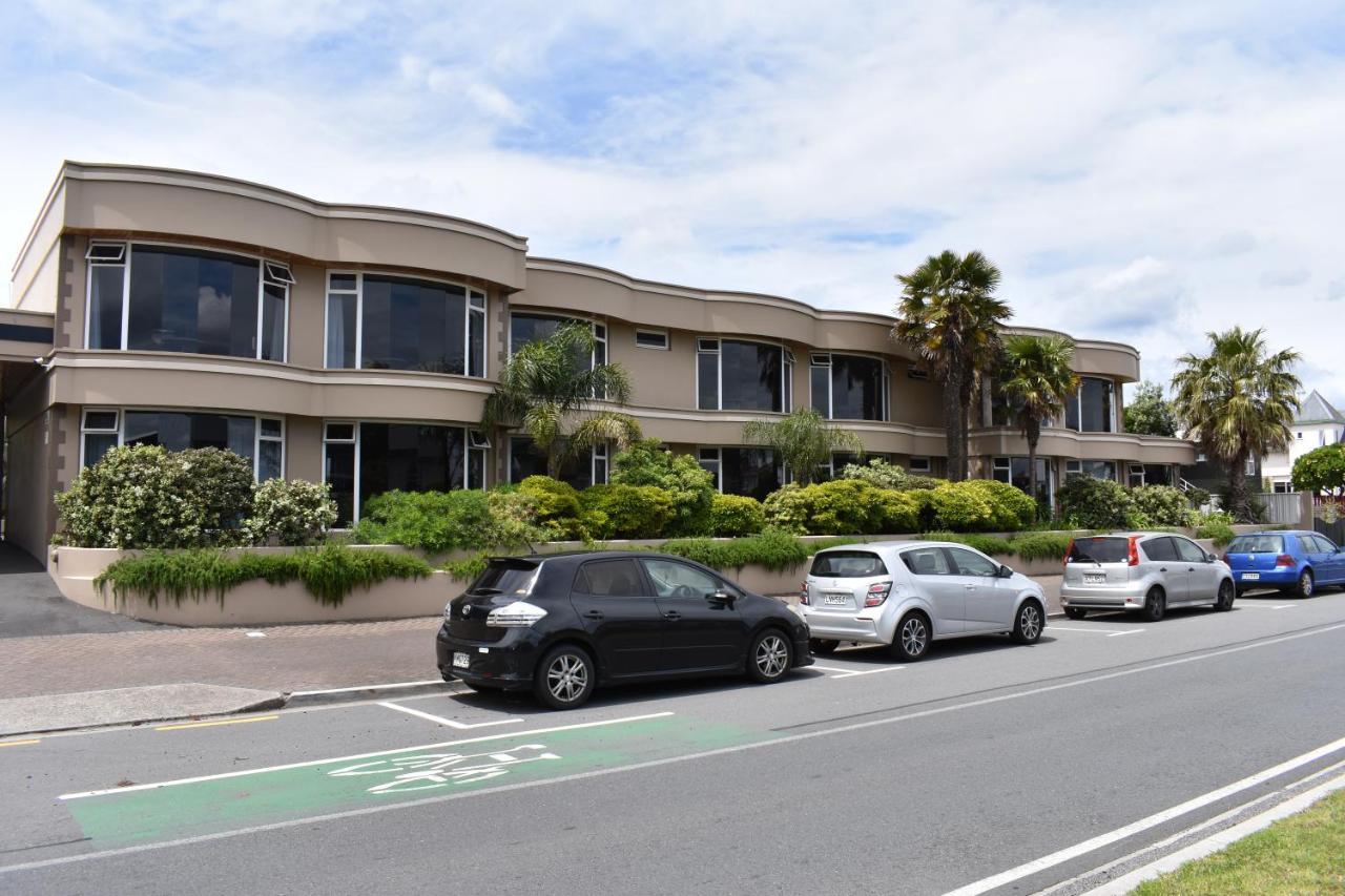 Baywatch Motor Inn Mount Maunganui Exteriör bild